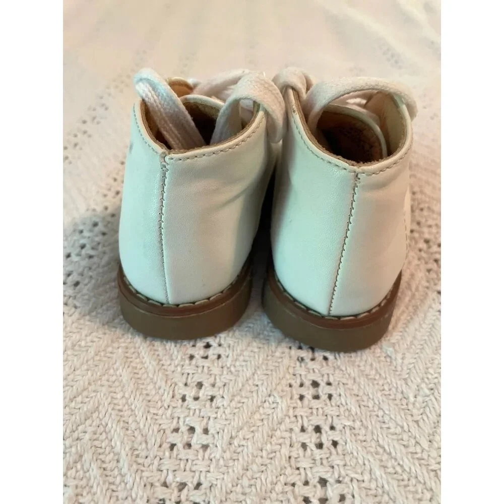 White Leather High top Walking Shoe Toddler Lace-Up Size 5 By‎ Josmo